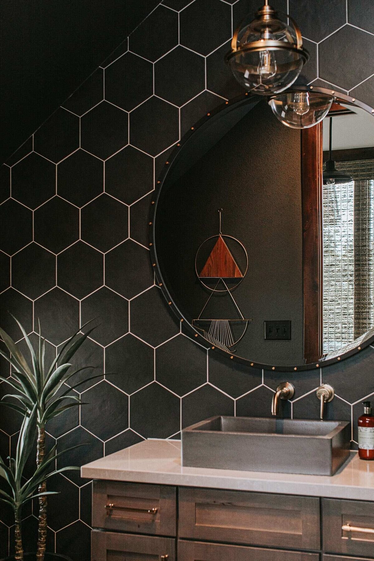 pure-indigo-interior-design-home-renovation-89