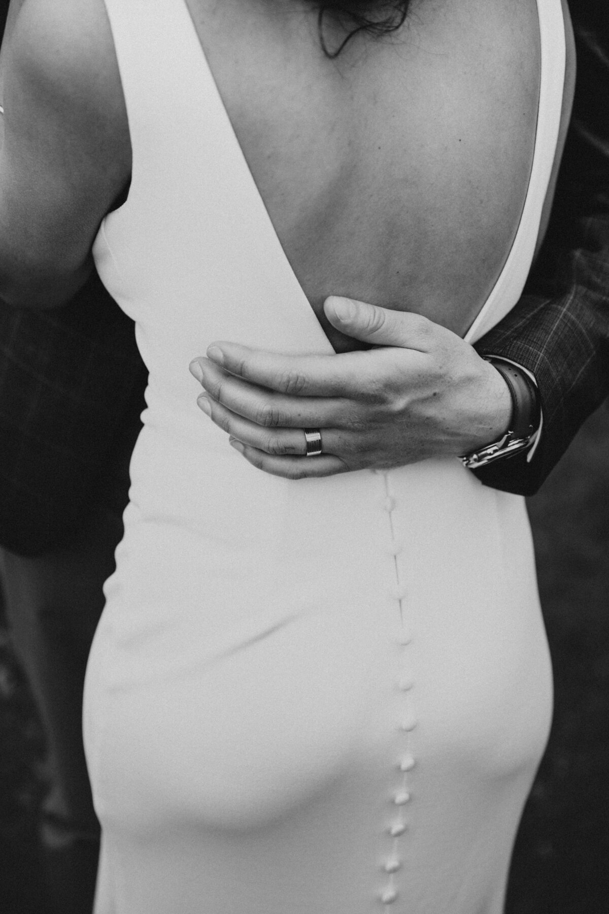 Brantford_Wedding_Couple-183