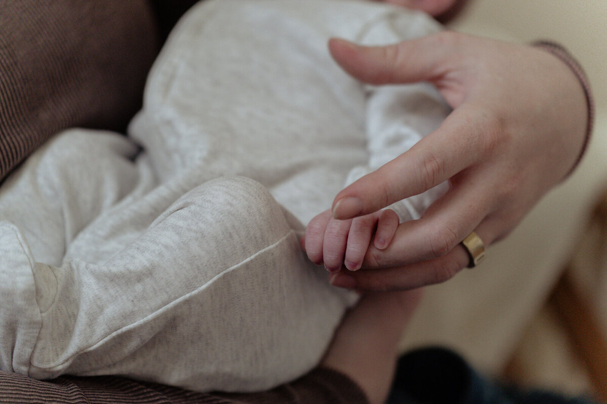 lifestyle-newborn-photographer-4