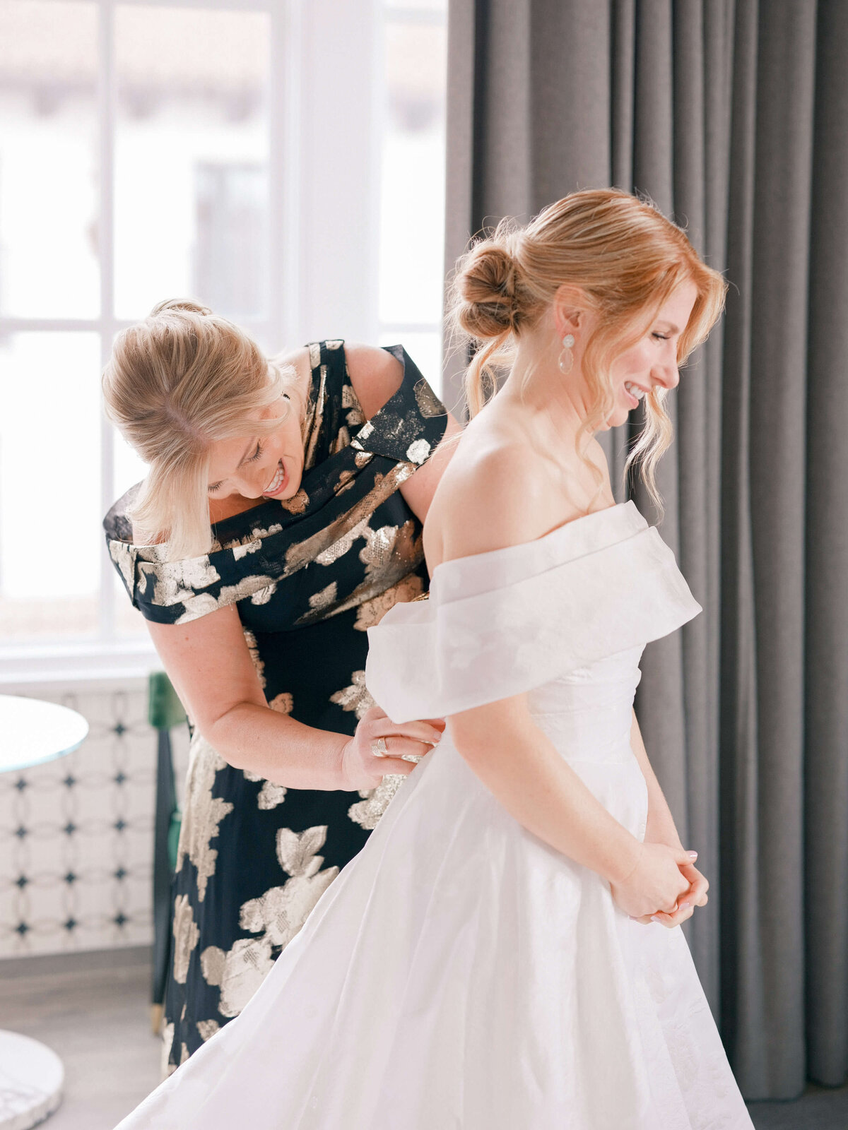 Santa Barbara Wedding Florist - Hotel Californian - Autumn Marcelle Design (37)