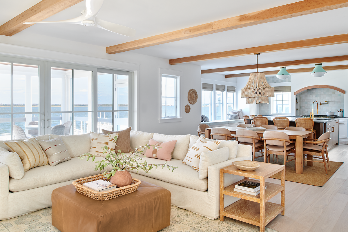 bay_hires_living_01_v2