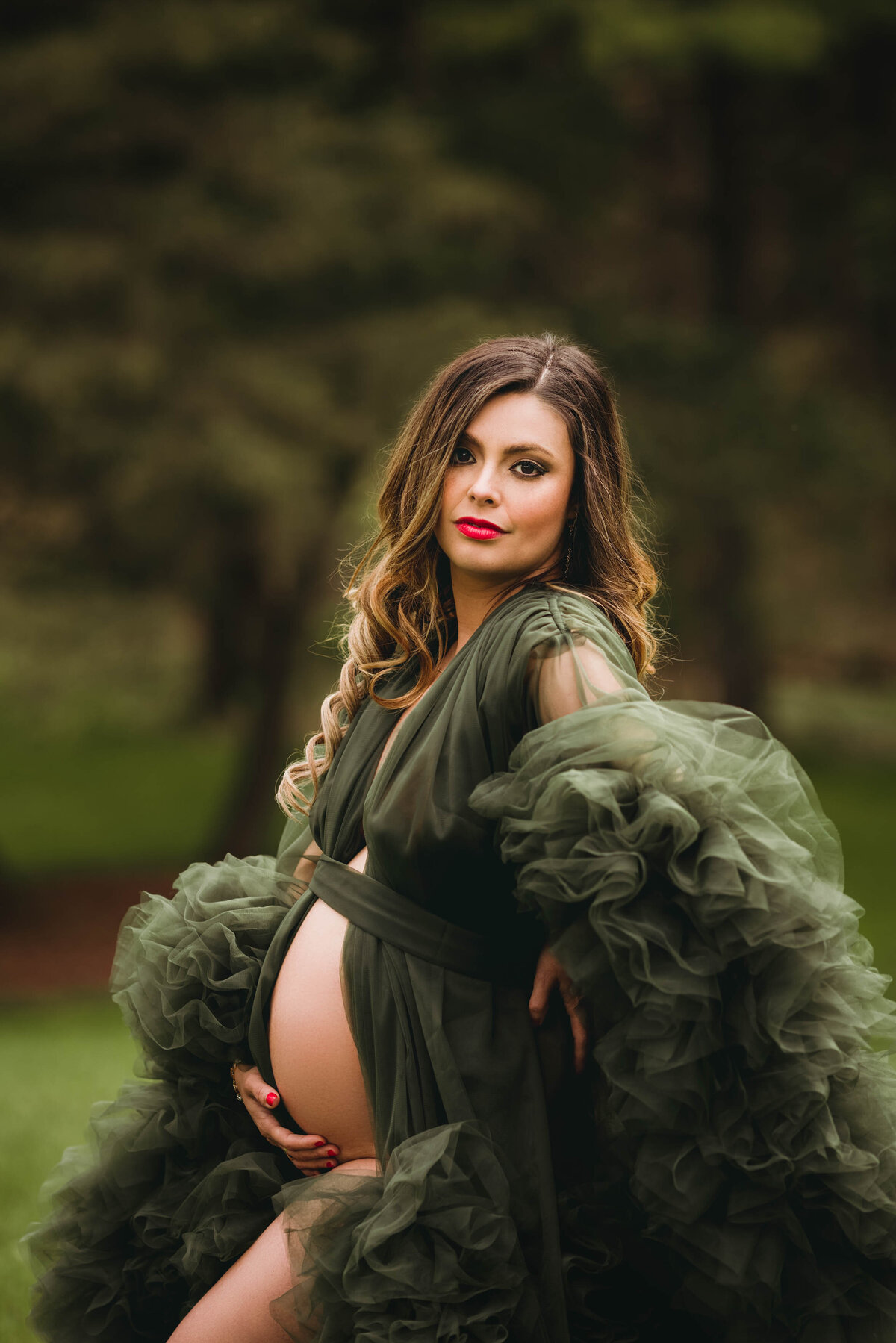 london ontario outdoor maternity photos with mom in green gown