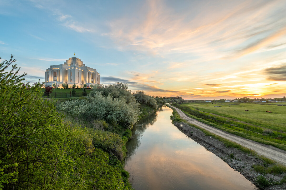 2019-04-25-75A3805-meridian-idaho-temple