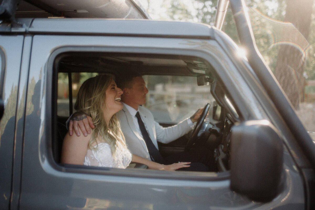 404 Lake Tahoe Elopement Photographer_California elopement_Adventure elopement photographer_Hiking_Lisa & Adam-9489_websize