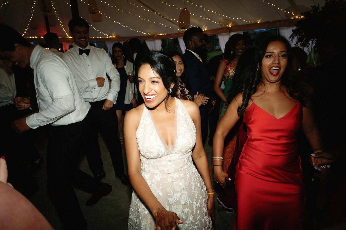 Shepherds_Run_Rhode_Island_Wedding_LevKuperman_083