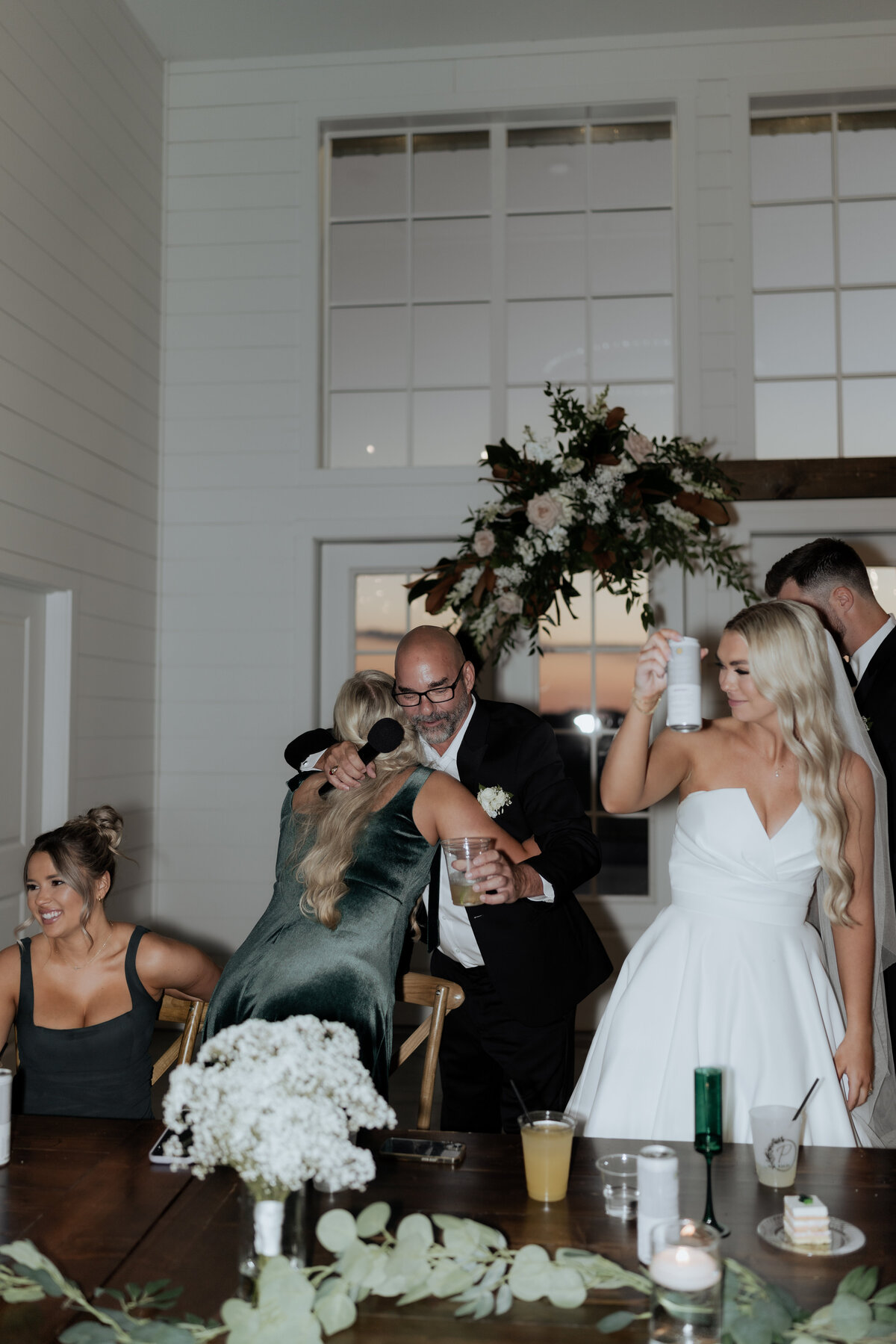 pile-wedding-940