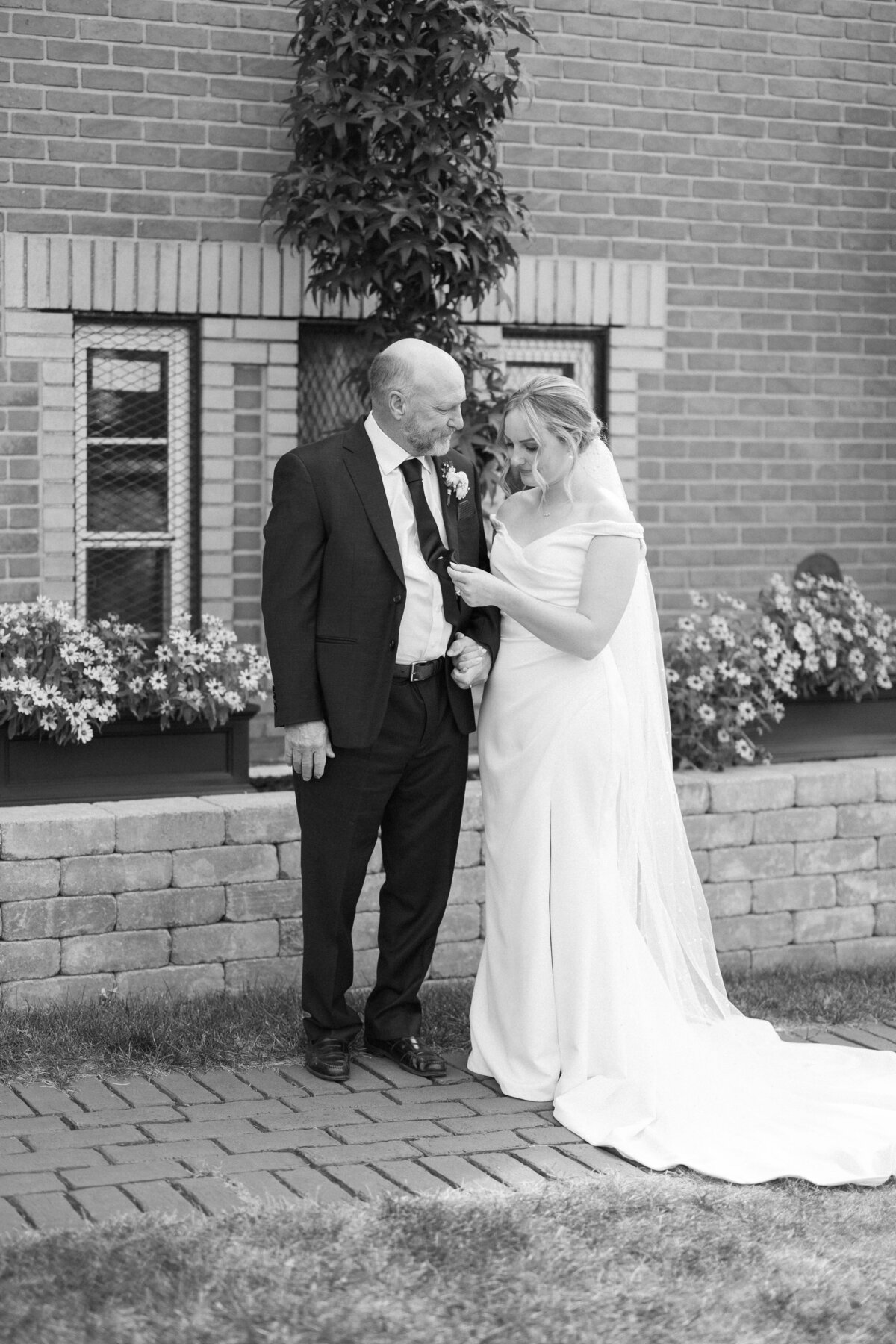 beth+logan44054