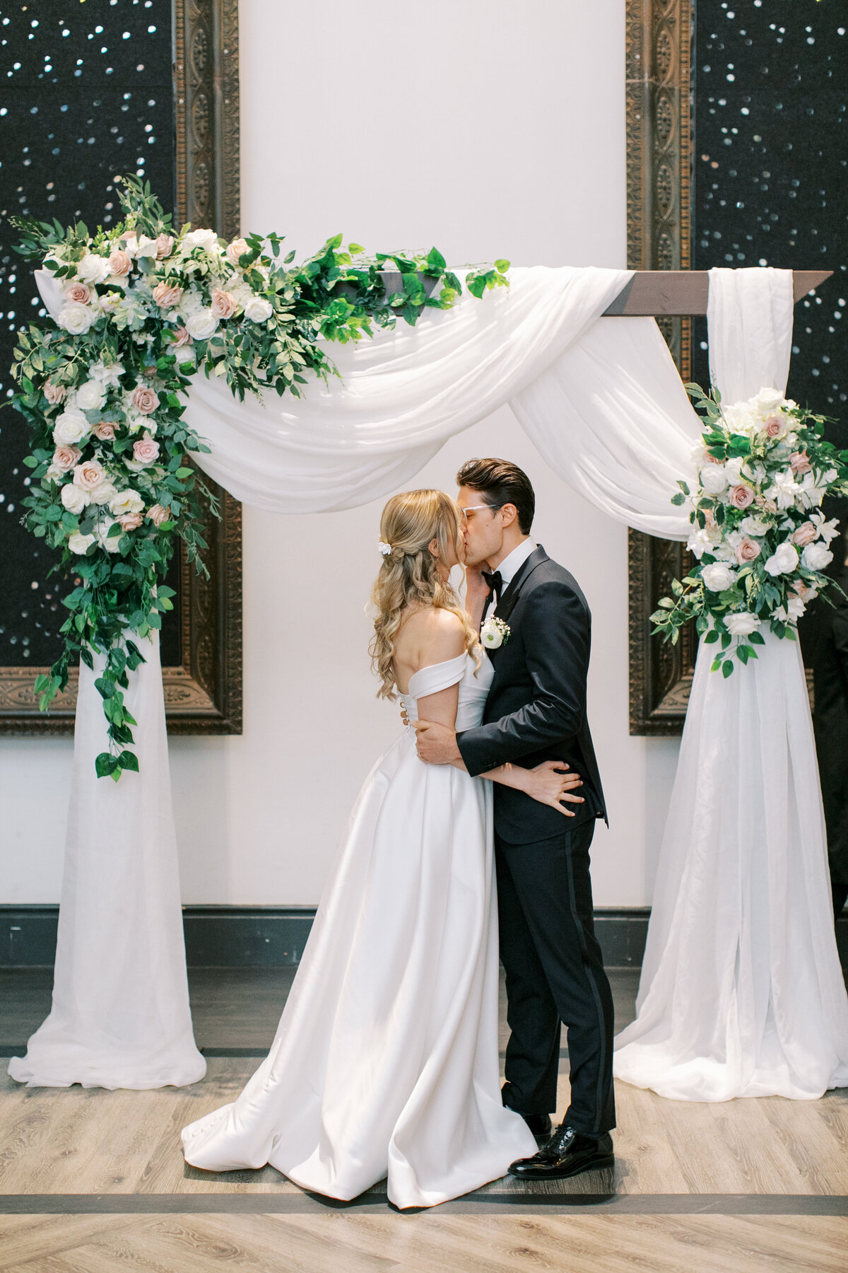 Colour_ChantelleRyan-Wedding-355
