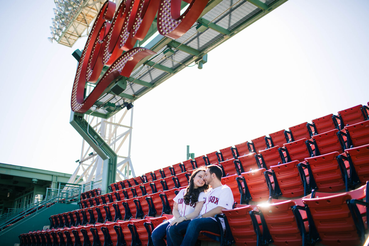 candid-boston-engagement-photographer-zev-fisher104