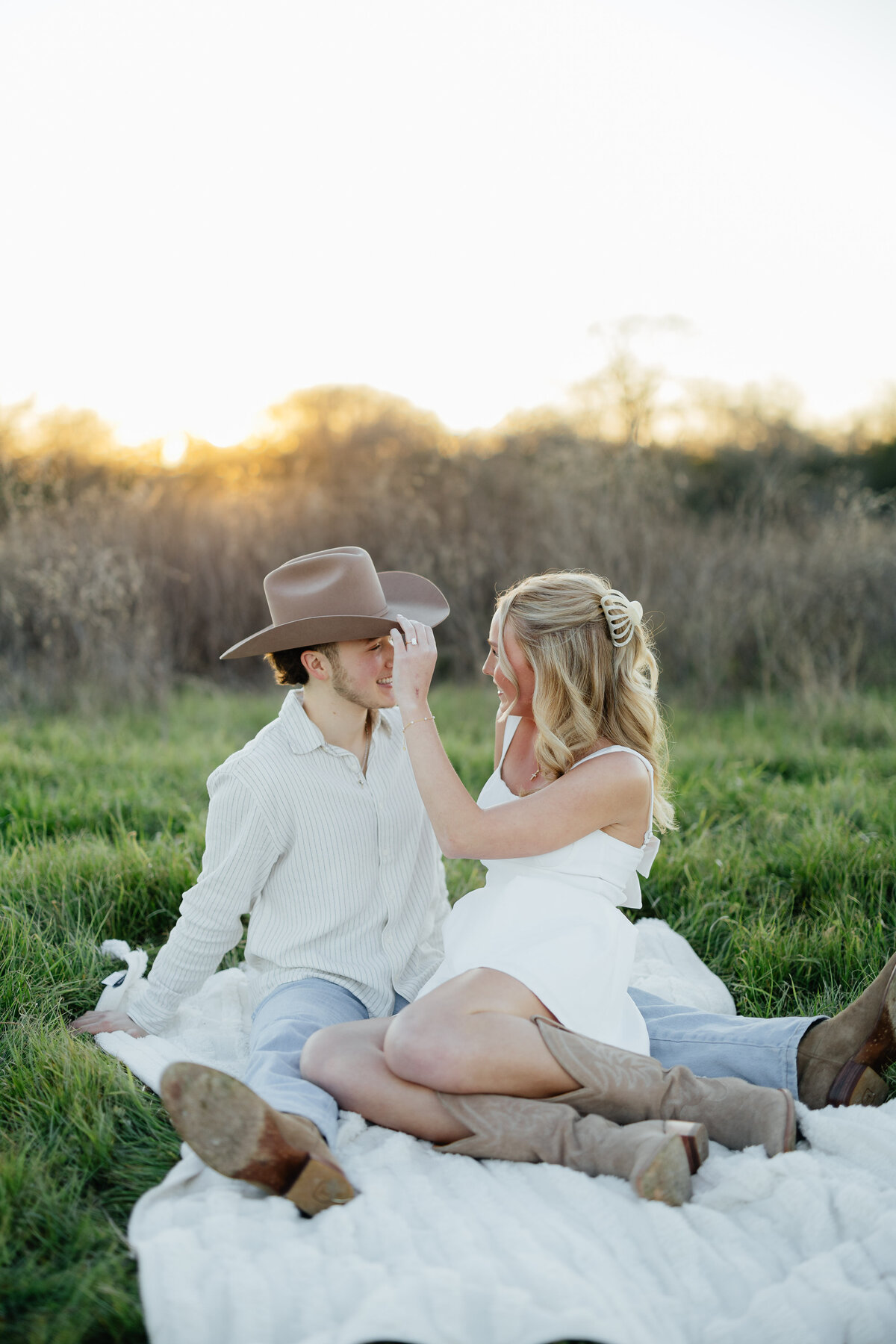 MIAHAVELKAPHOTO-E&O.Proposal-130