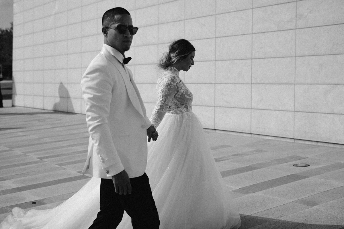 SophieAntonWed_LauraAmendolaPhotography_1219