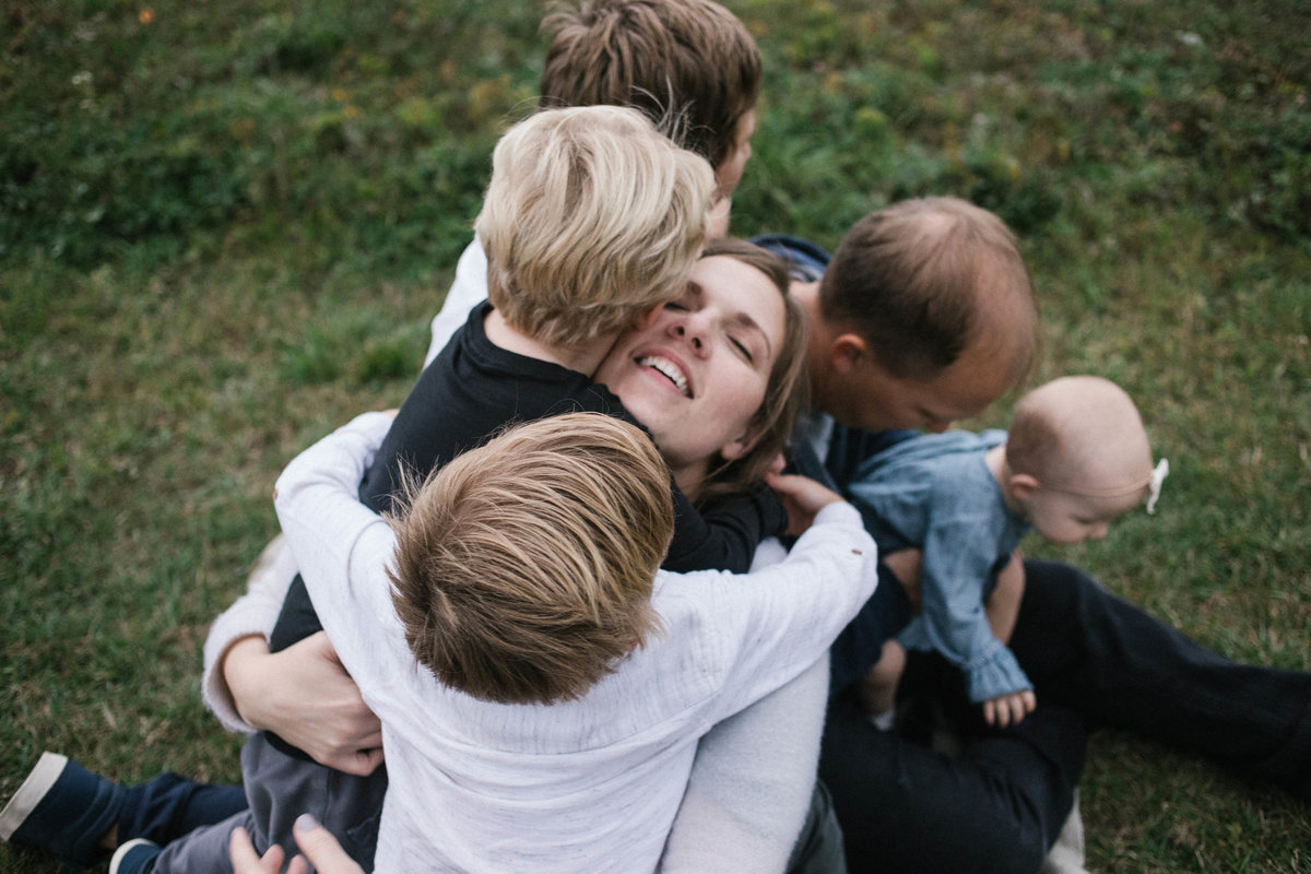 Family of six during family session with Elle Baker Photography