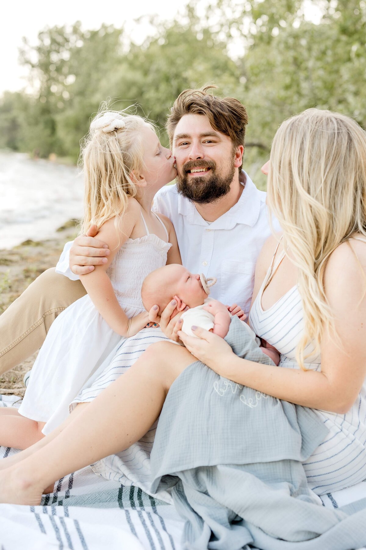 newborn-photographer-near-minneapolis-best-of-mn-alexandra-robyn_0008