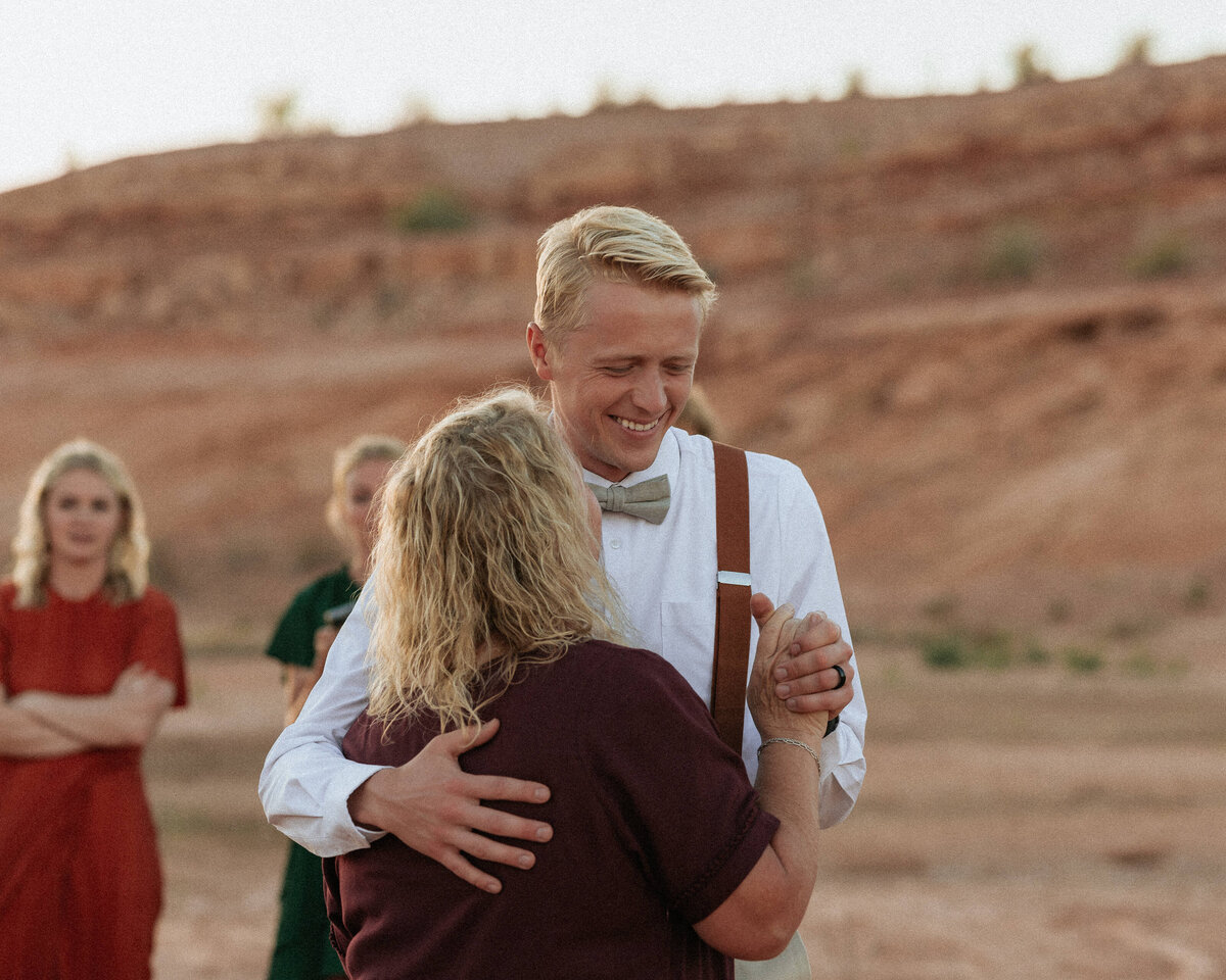 R + M _ Destination Wedding _ Lake Powell _ Utah-960
