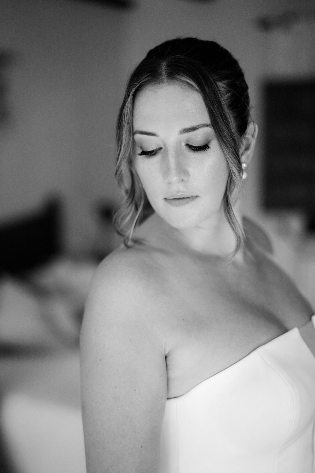 queenstown-bridal-makeup-artist-paige-shipstone8