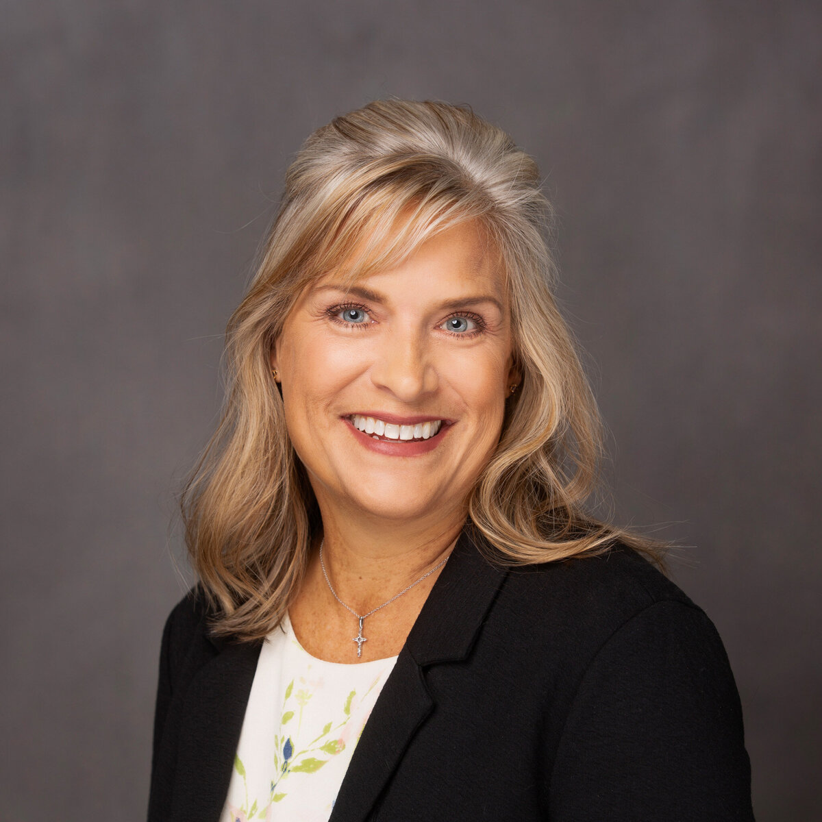 Summit Hill Studios Professional Headshots Photography 13
