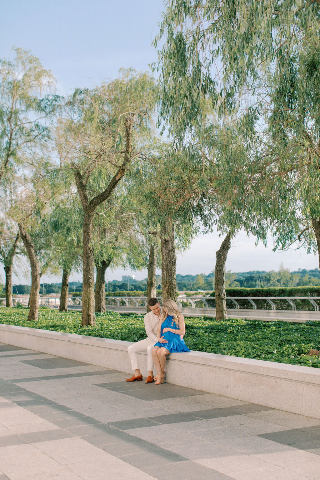 ChristianRumleyPhotography_Leah+Ricky_Maternity_TheKennedyCenter-78