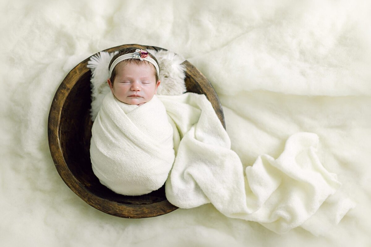 studio-newborn-photos-kennedy-brandi-watford-photography-0005