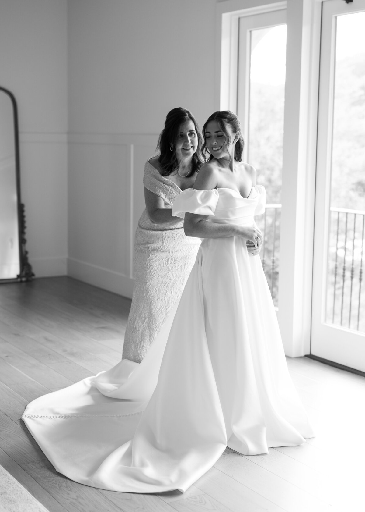 20251003_Wedding_TheSteens_GettingReady-78-2