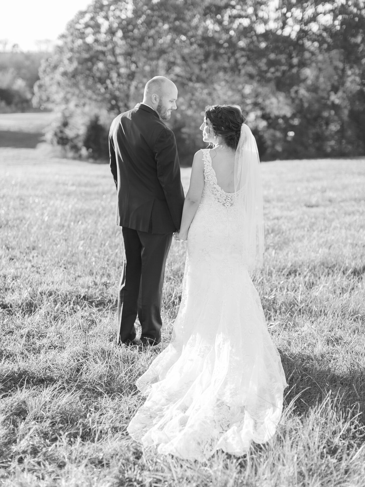 Meraki Design Wedding and Event Floral Studio Florist Wedding Flowers Full Service St. Louis Destination Luxury Floral Design Florists Designers Personal Unique Emily Christisen 8