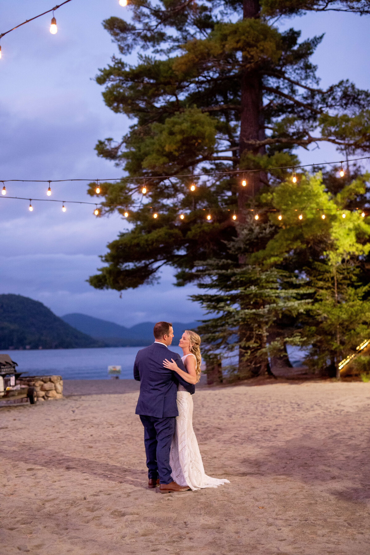 romantic-lake-george-nywedding