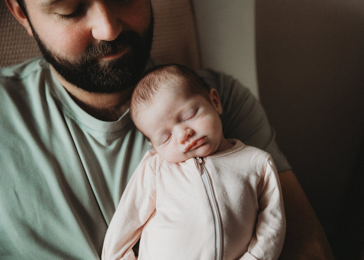 dad and baby girl