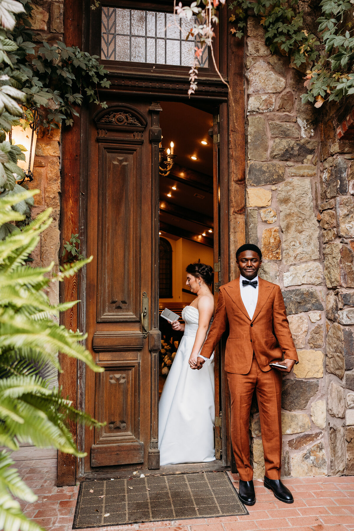 006_LegendAndLaceStudios_May_Wedding_Preview