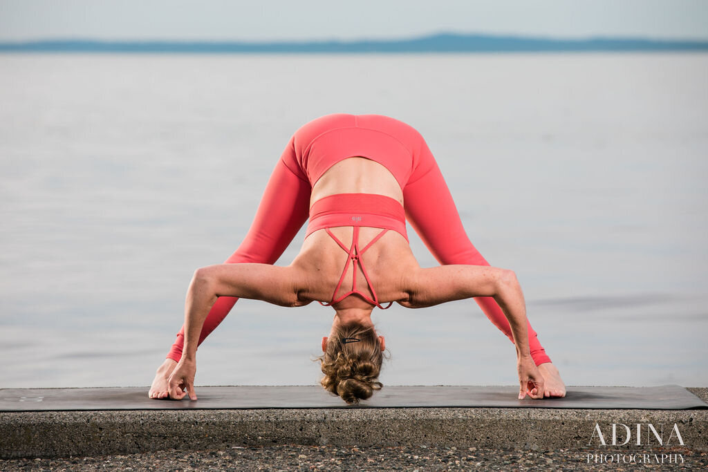 Yoga-photo-shoot-Alki-Beach-photos-Seattle-by-Adina-Preston-Photography-May-2020-391