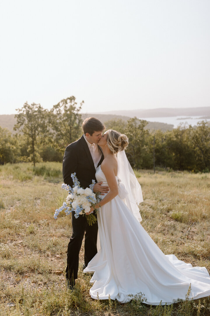 bridal, bride, groom, couple kissing, romantic, timeless, documentary,