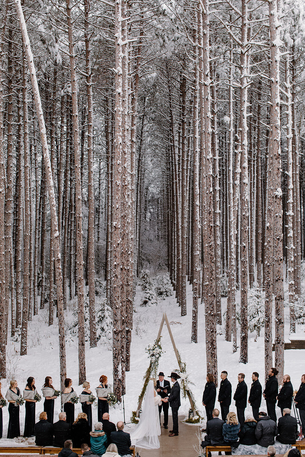 Pinewood Events - Minnesota Modern Nature Inspired Venue - Winter @itsMollySheppard - 3
