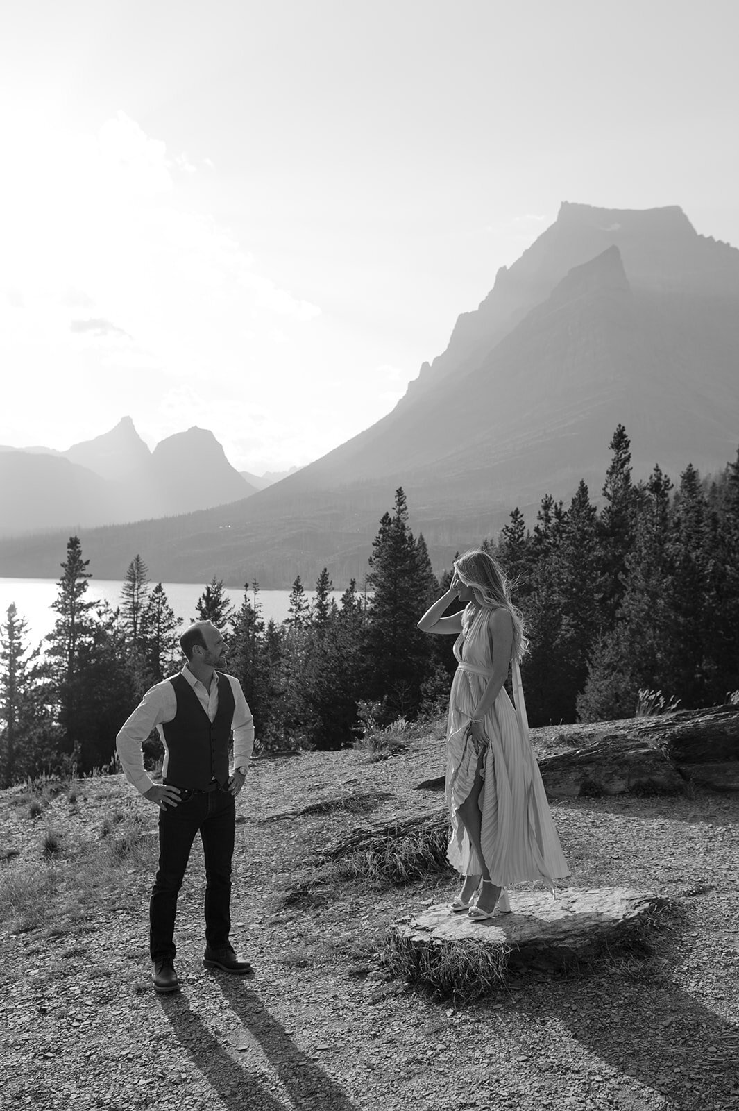 vintage-hollywood-glacier-national-park-elopement-presley-gray-photo2416