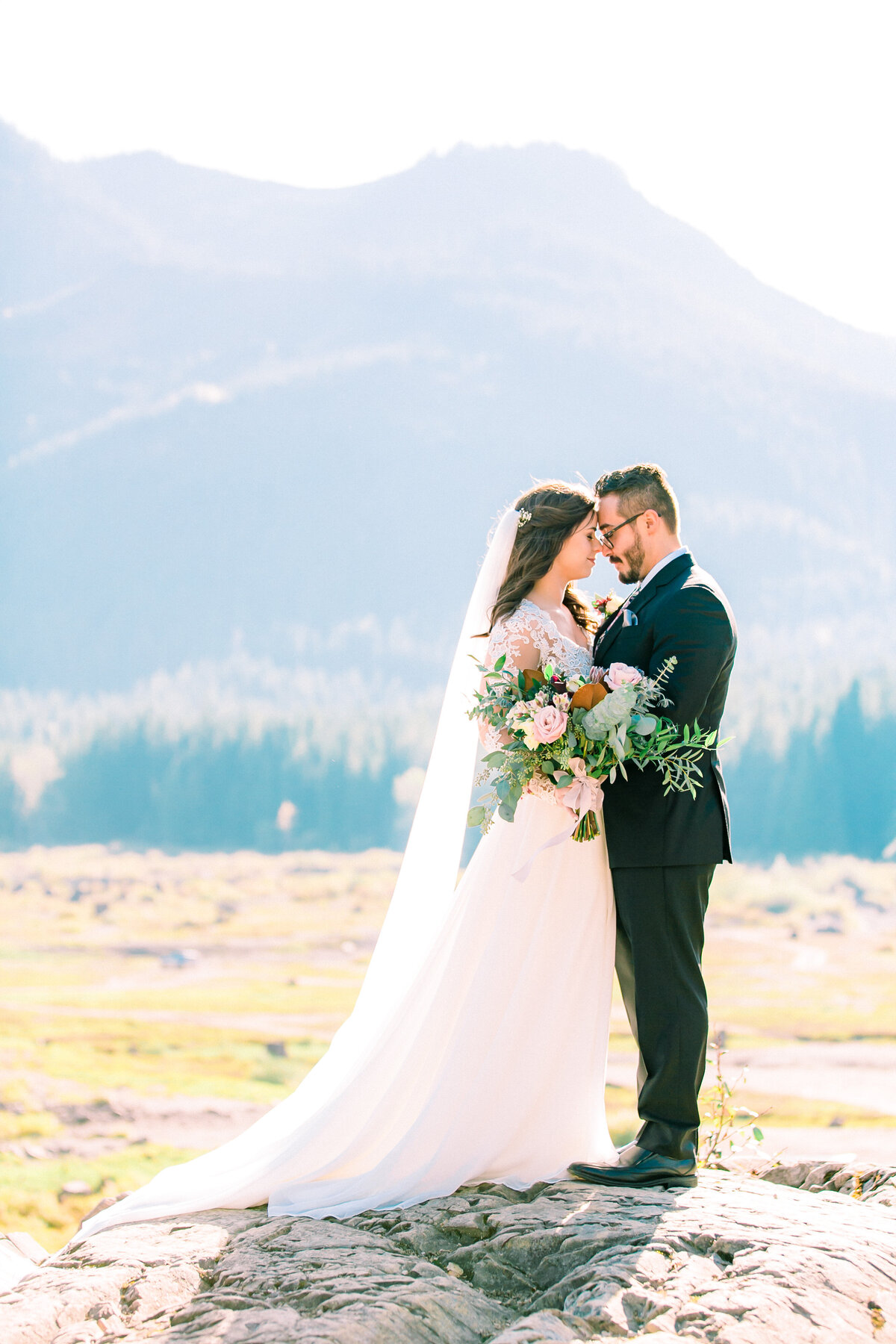 Gold Creek Pond Elopement, Seattle Wedding Photographer (12)