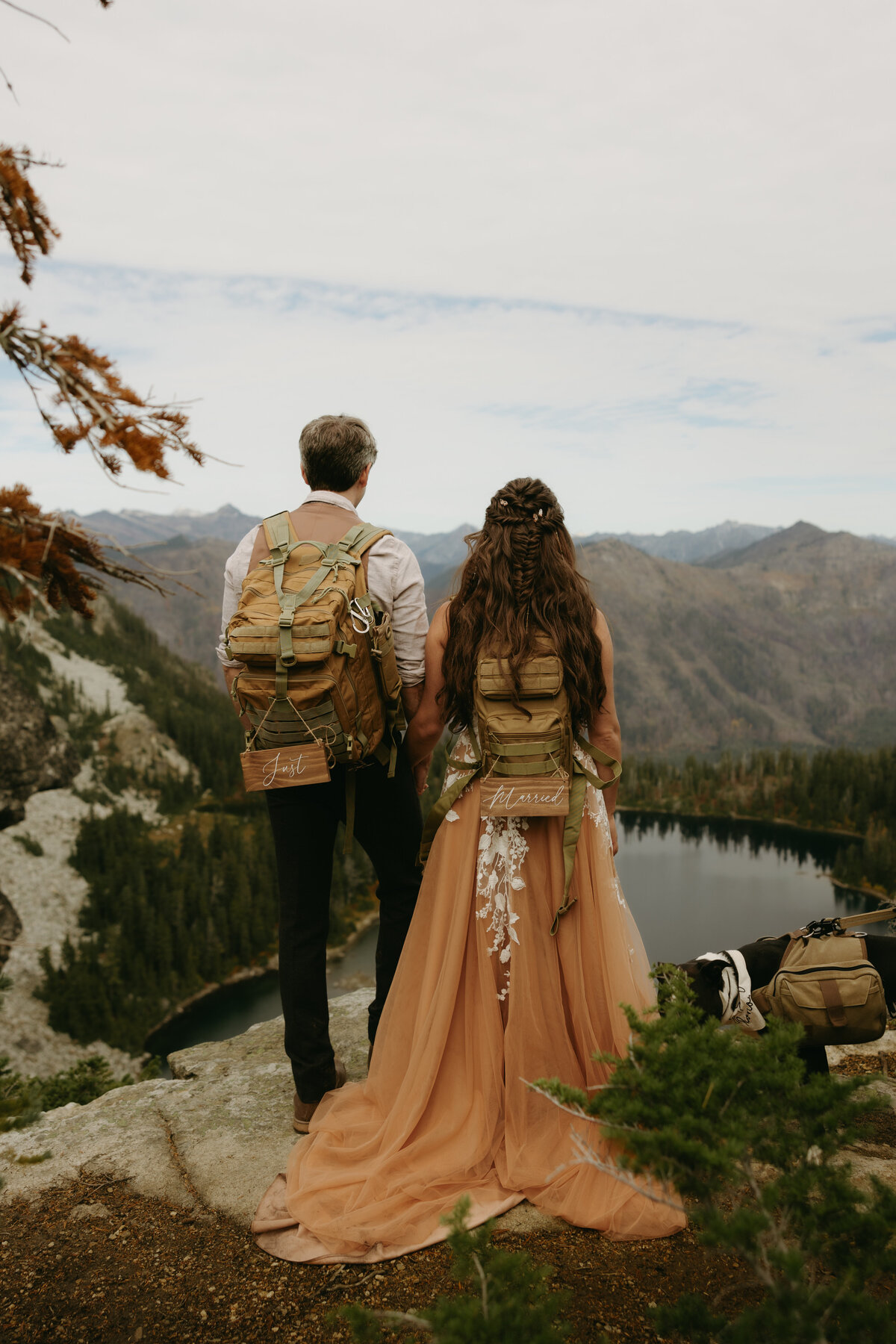 Elopement-PNW-Leavenworth-Washington-Elopement-Photographer-Tessa-Marie-Collective