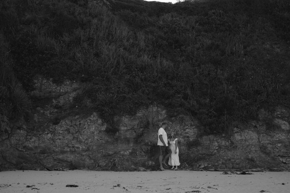 wedding photography nsw couples shoot engagement photos australia elopement micro wedding small elope photographer near me sydney newcastle new zealand content mountains beach_-29