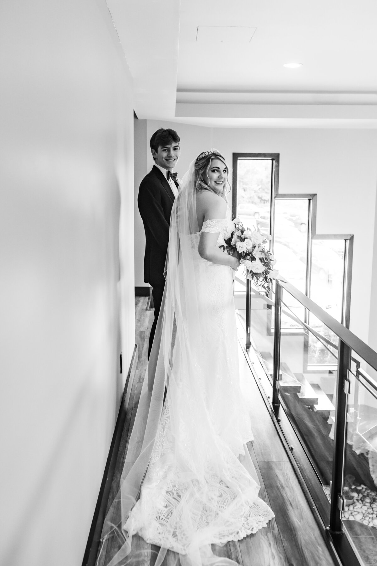 Amy Elizabeth Photography Ceremony BW-4