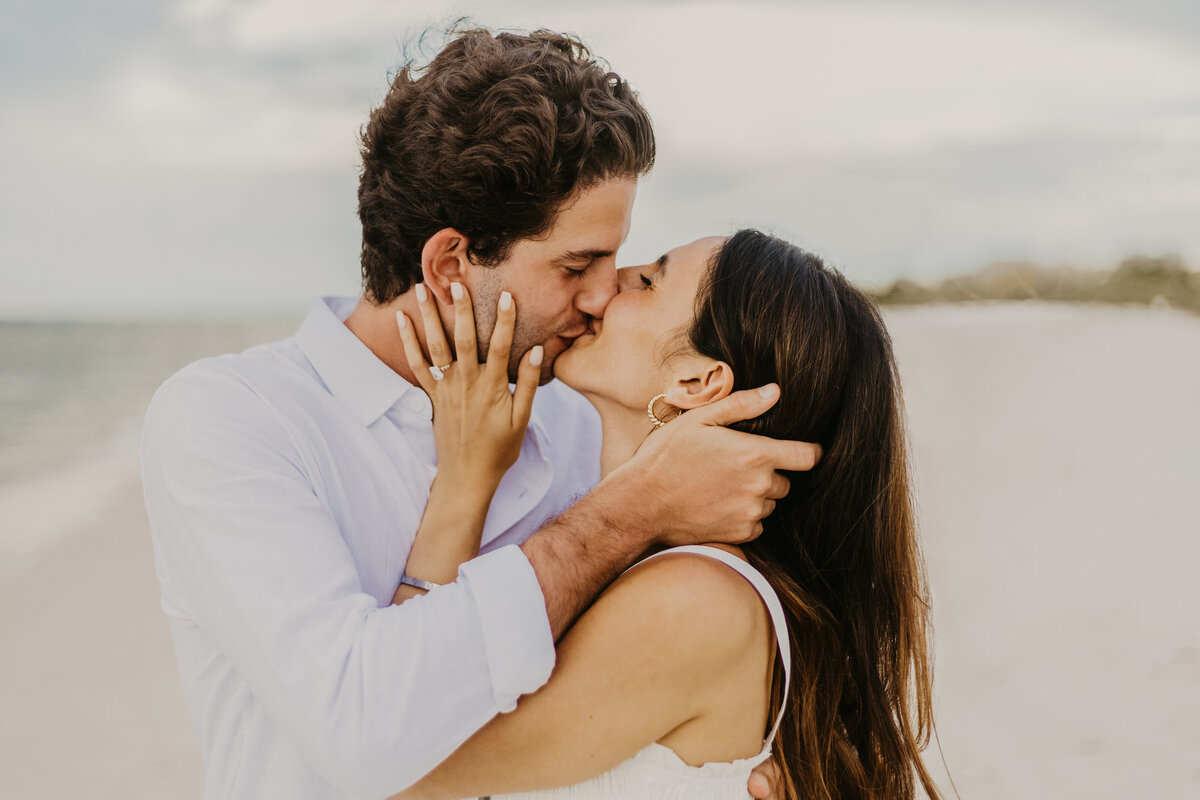 SamandAshleyEngagementPhotosSM-7