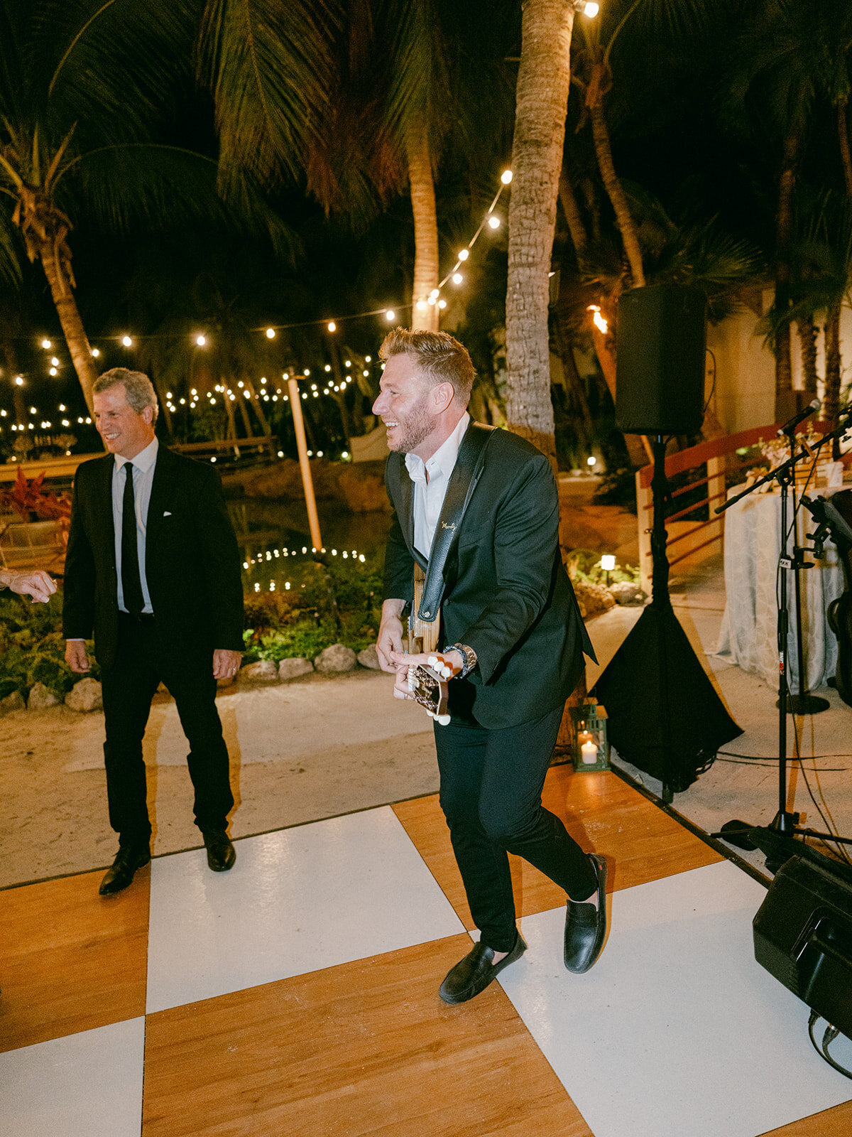 Melissa + Jason Previews _ Lauren Galloway Photography-59