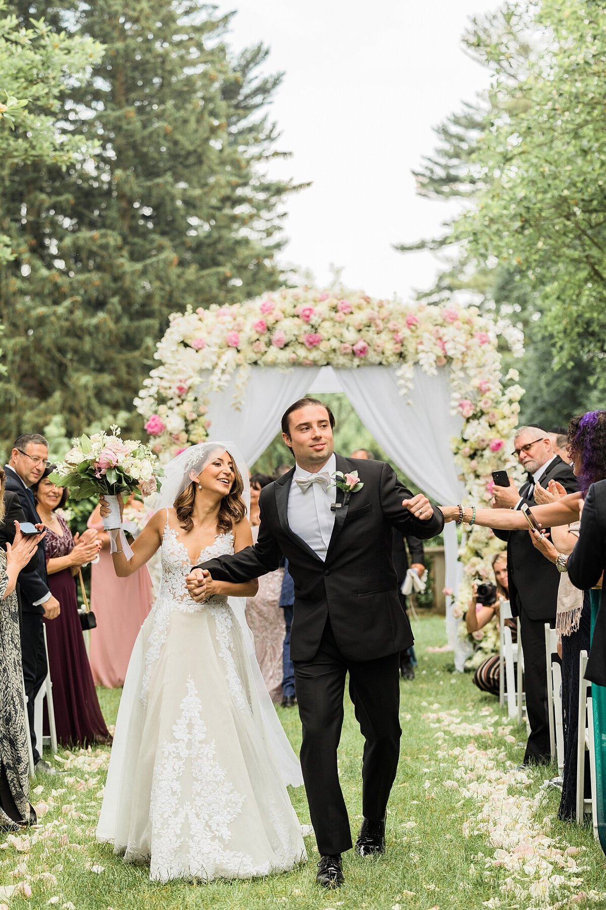New Jersey Wedding + The Castle at Skylands Manor +  Jewish Wedding + Summer +  Jewish Couples + Jewish Bride + Yael Pachino Photography LLC + Val and Matt_1129