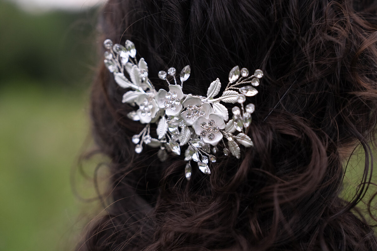 A&J Guelph Arboretum Wedding Flowers26
