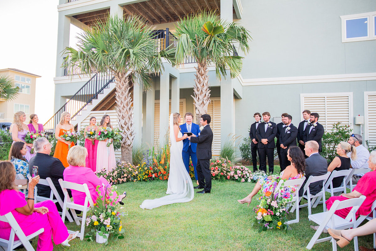 Destination-Wedding-Beach-Kiser-Images32