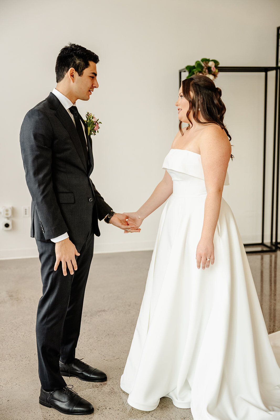 urban-daisy-wedding-18