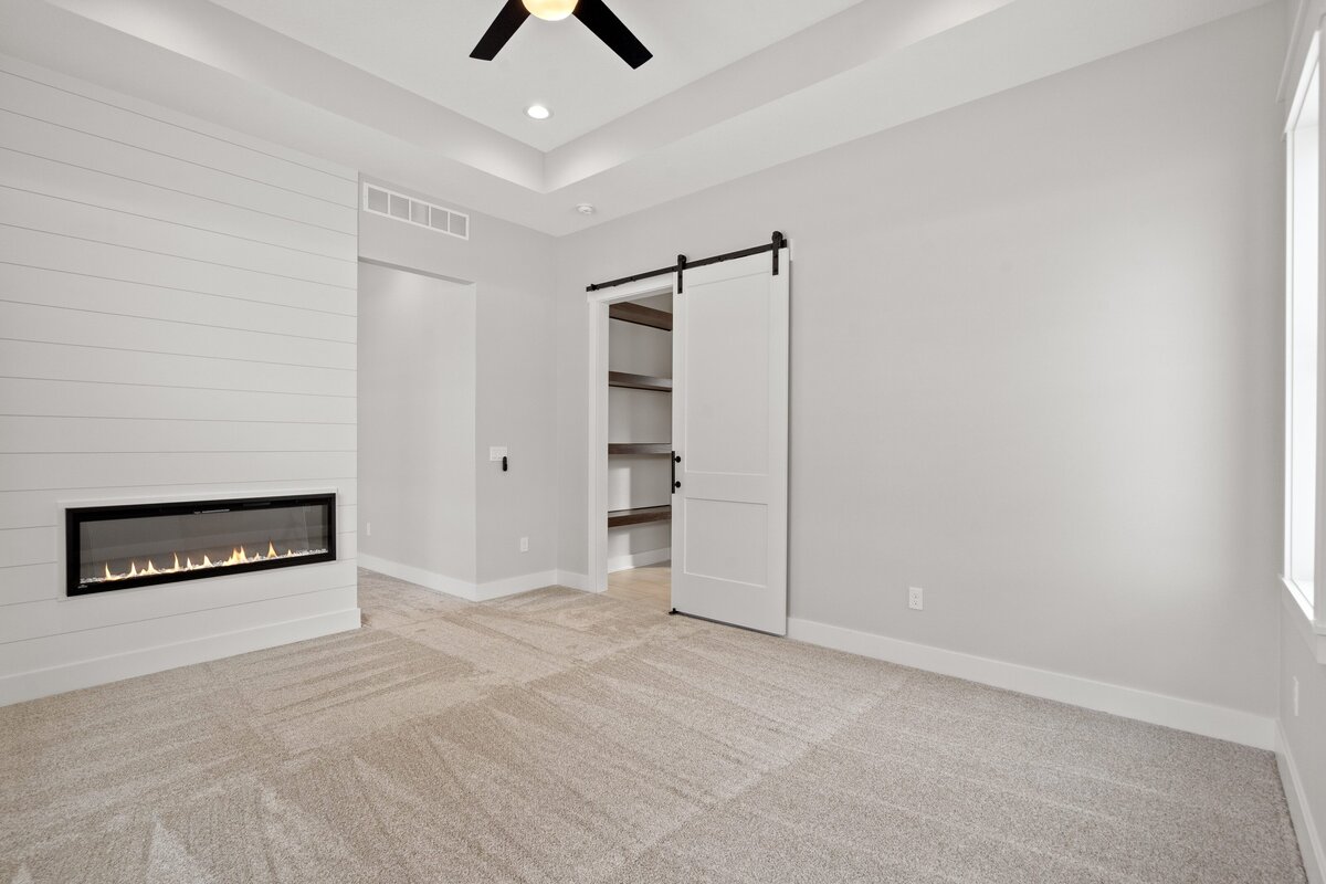 20-157 407 2nd St NW