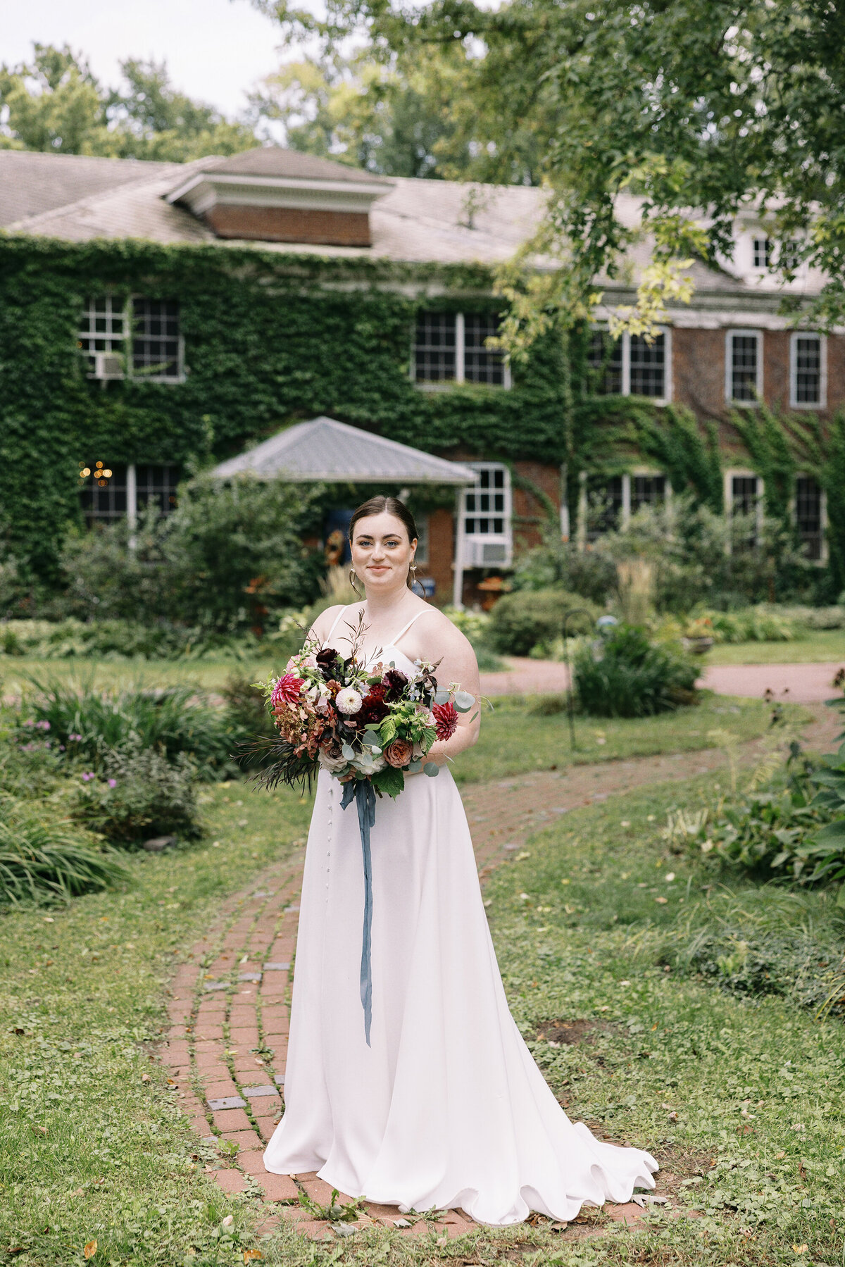 Wedding photography at outing lodge in stillwater minnesota for intimate wedding  (4)