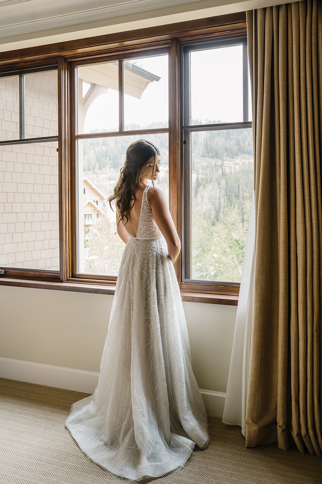 blue-sky-ranch-mountain-summer-utah-wedding-logan-walkerphoto-368L-1337