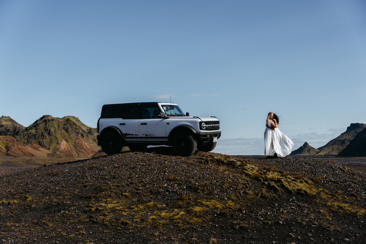 4x4 Iceland Elopement