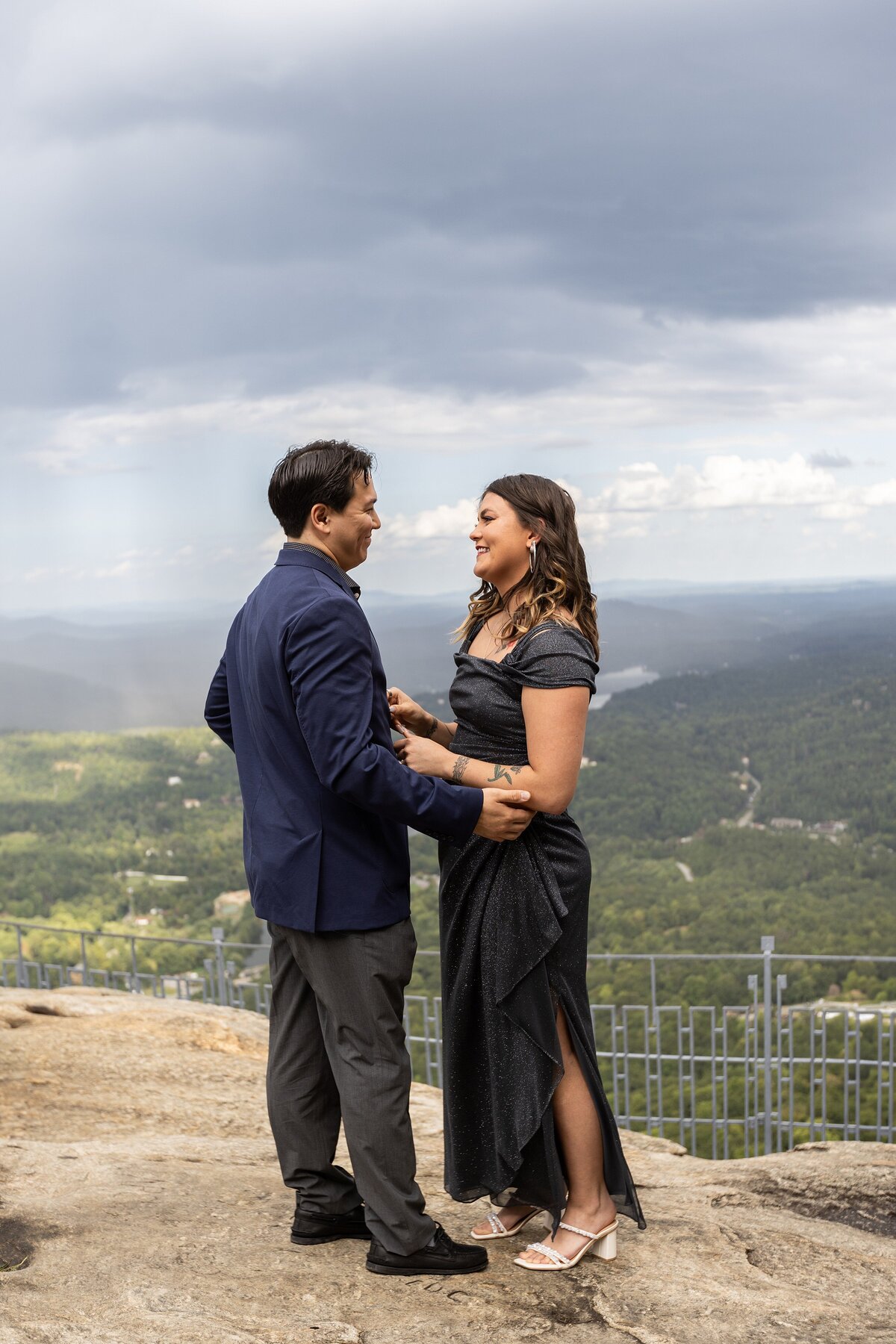 asheville-north-carolina-nc-engagement-session-surprise-proposal-photographer_0078