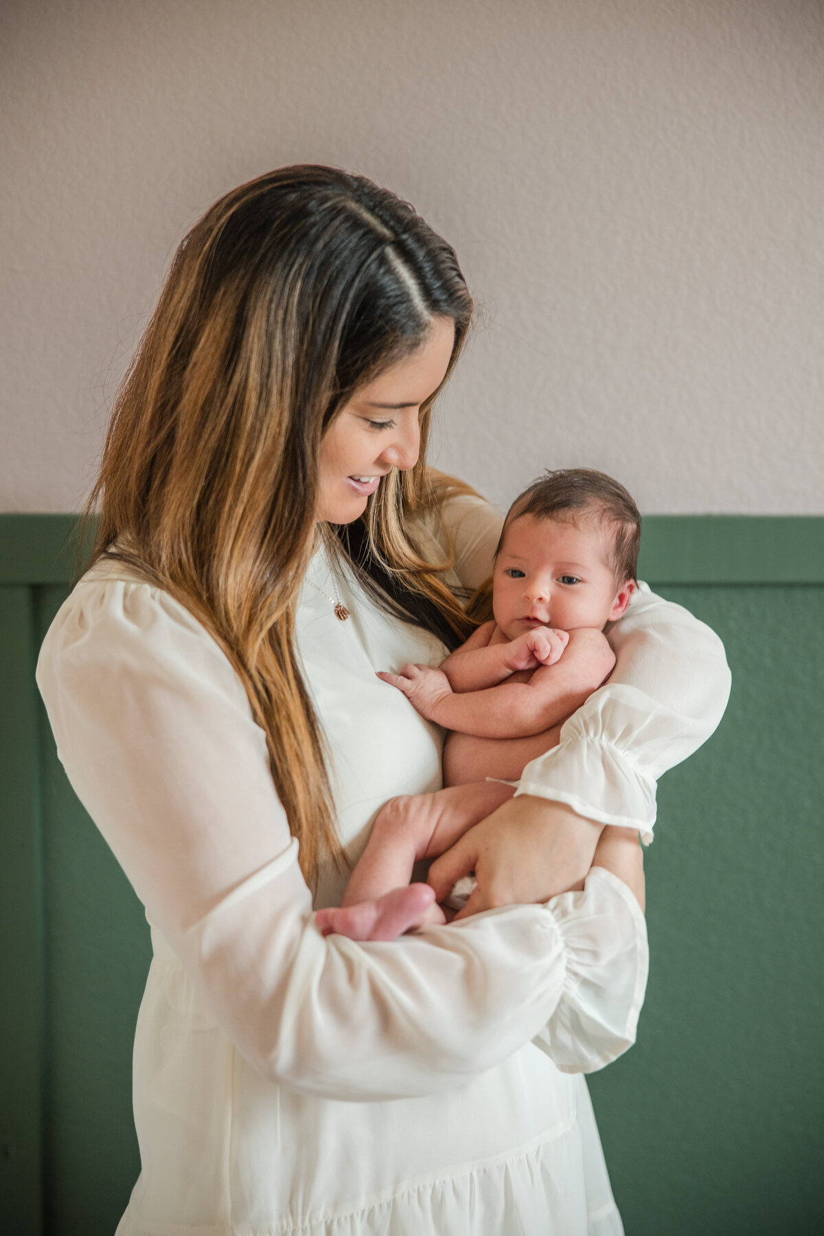 mom-smiles-with-baby