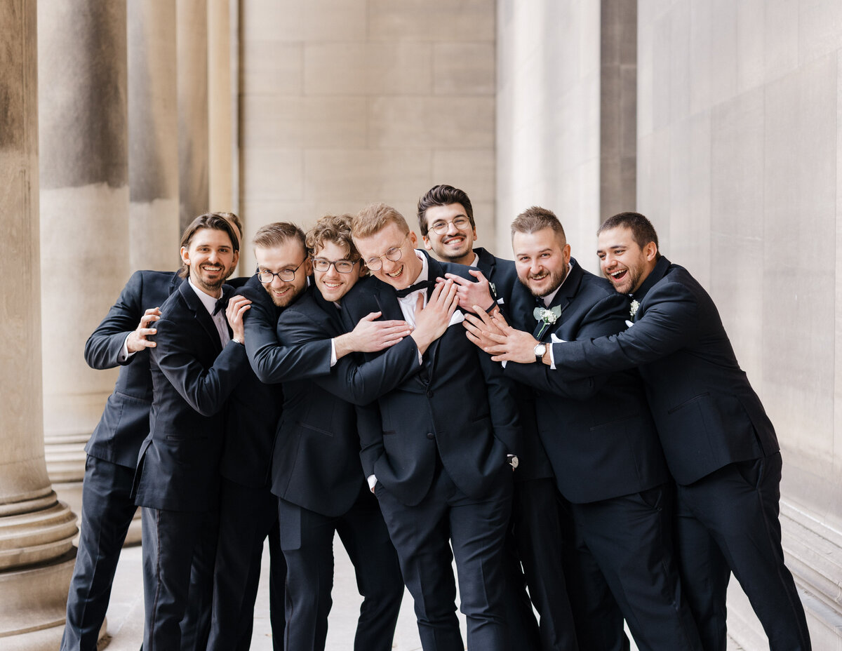 groomsmen-having-fun-mellon-institute-columns