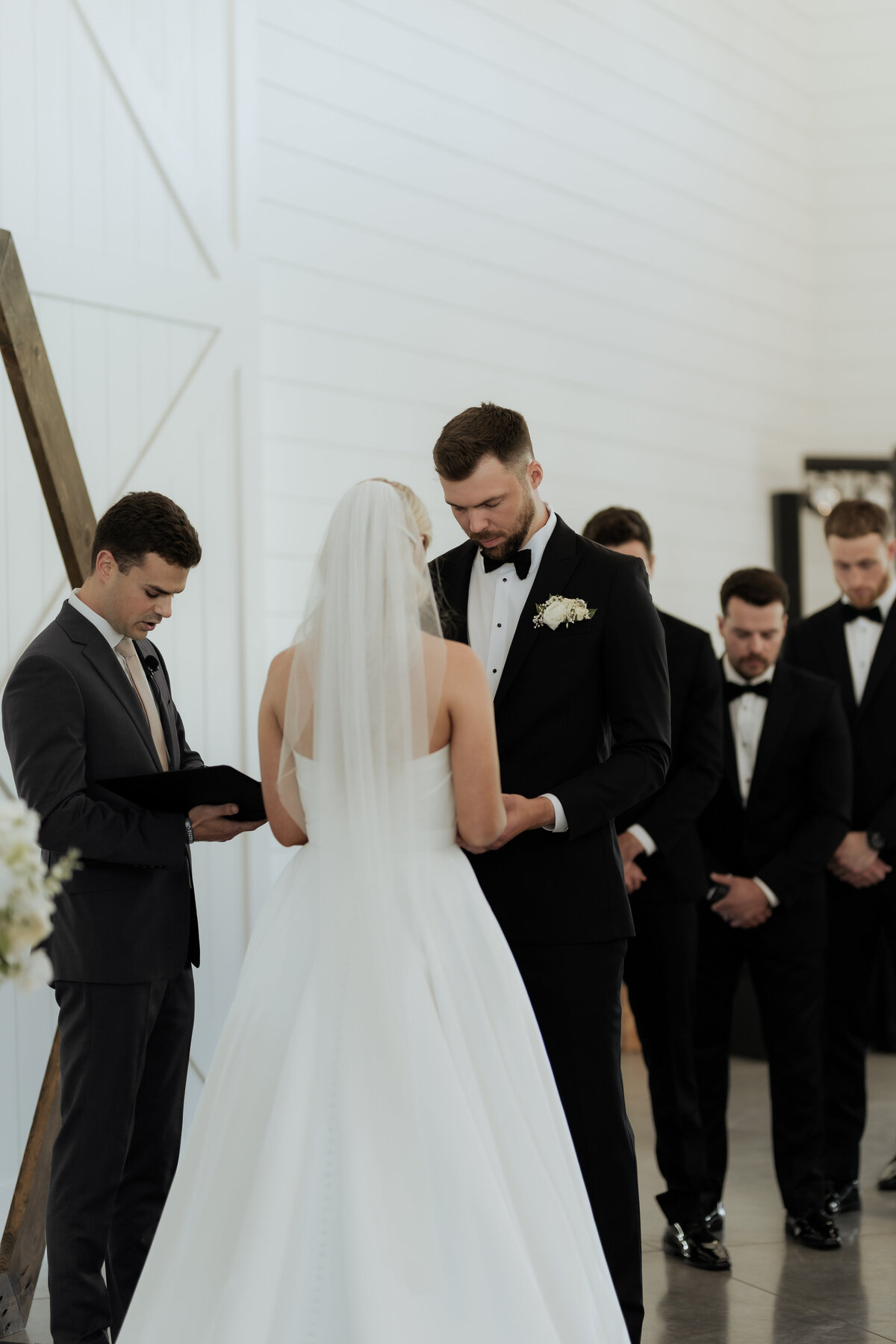 pile-wedding-631