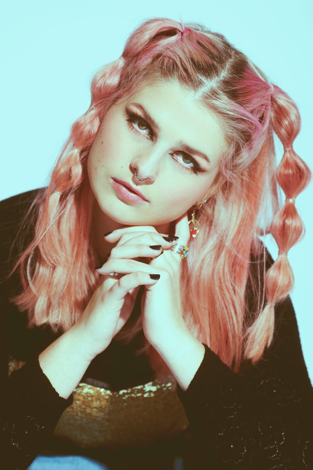 Creative Senior Picture Photographer Portrait With Unique Pink Hairstyle-28